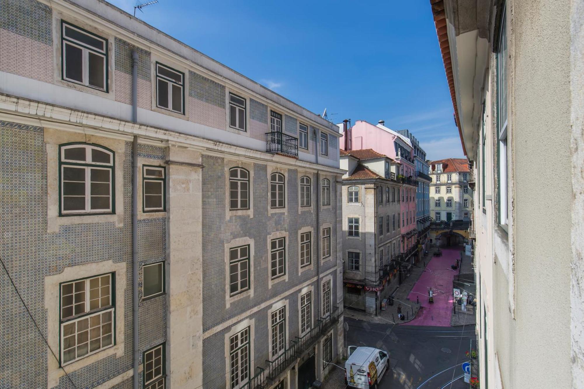 100 A - Casa Chiado-charming Apartment Lisbon